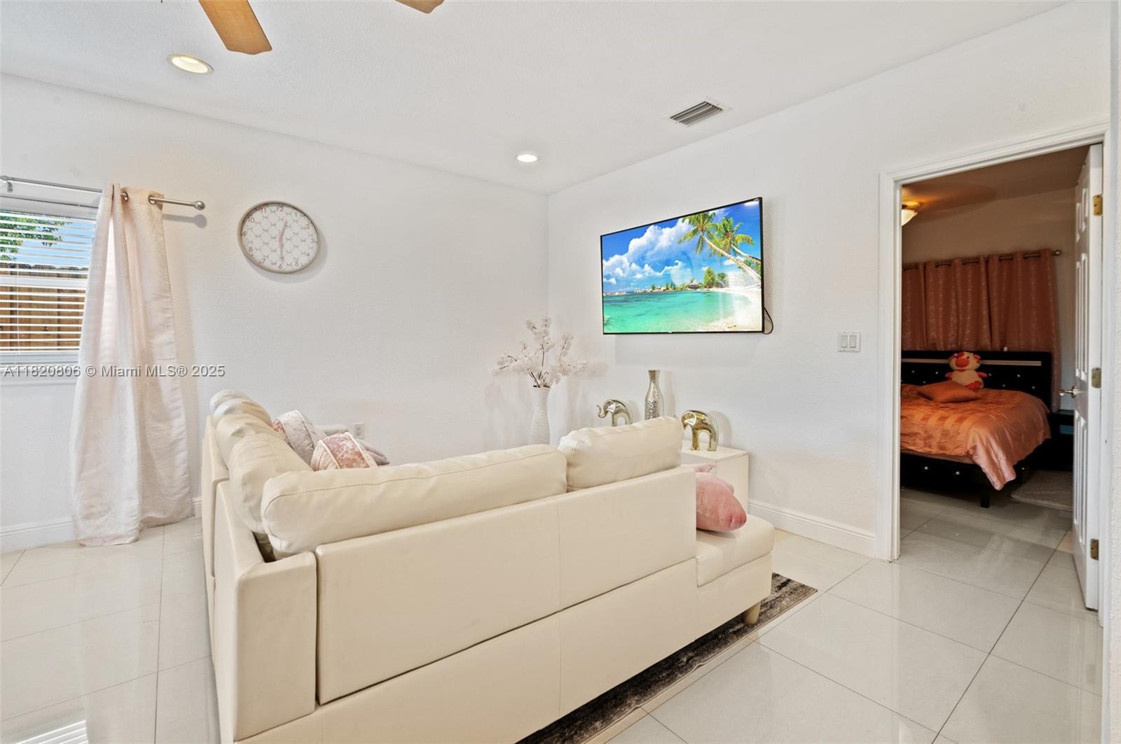590 SW 62nd Ave