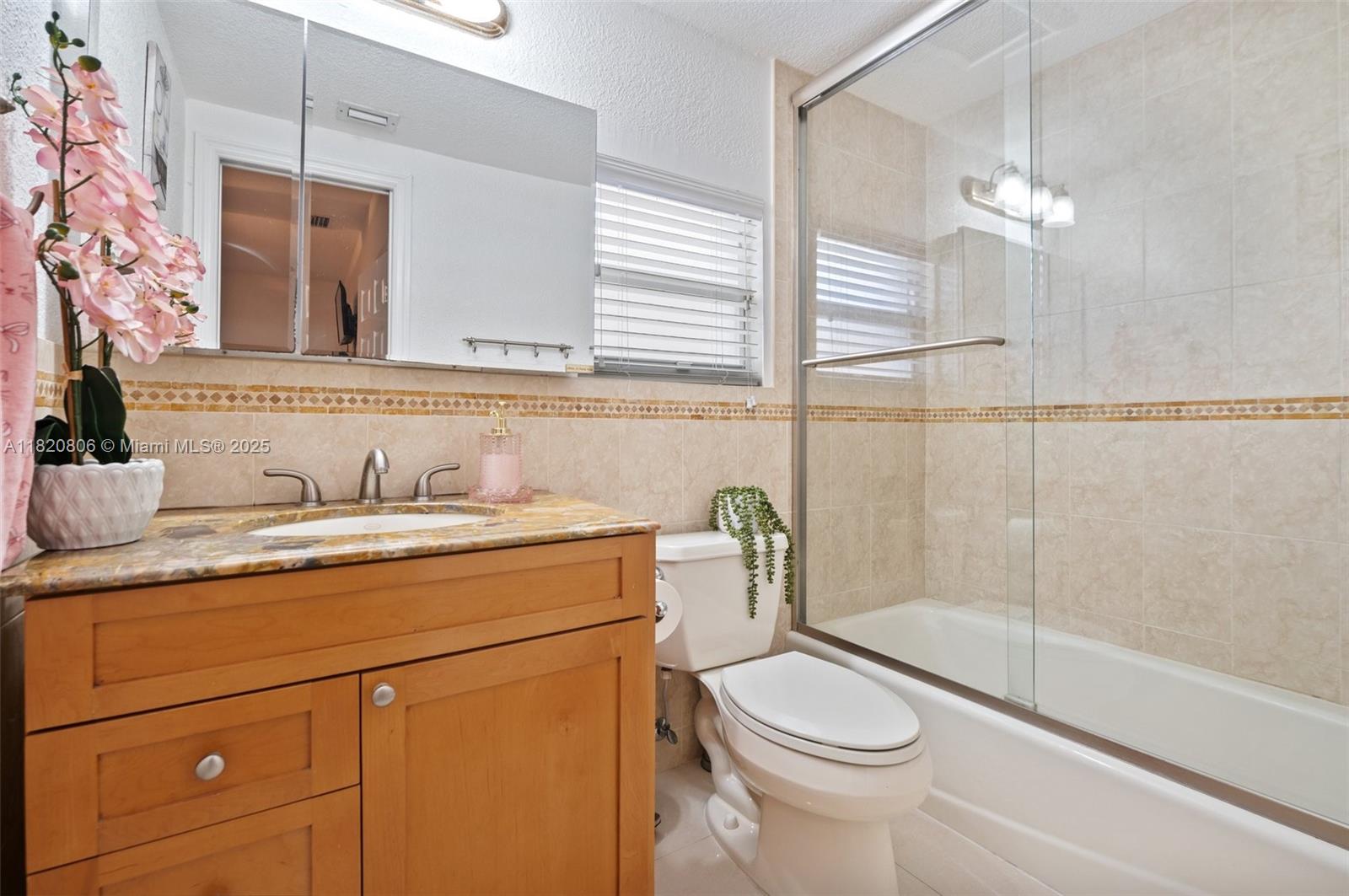 590 SW 62nd Ave