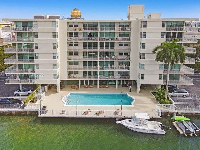 9500 W Bay Harbor Dr # 2G