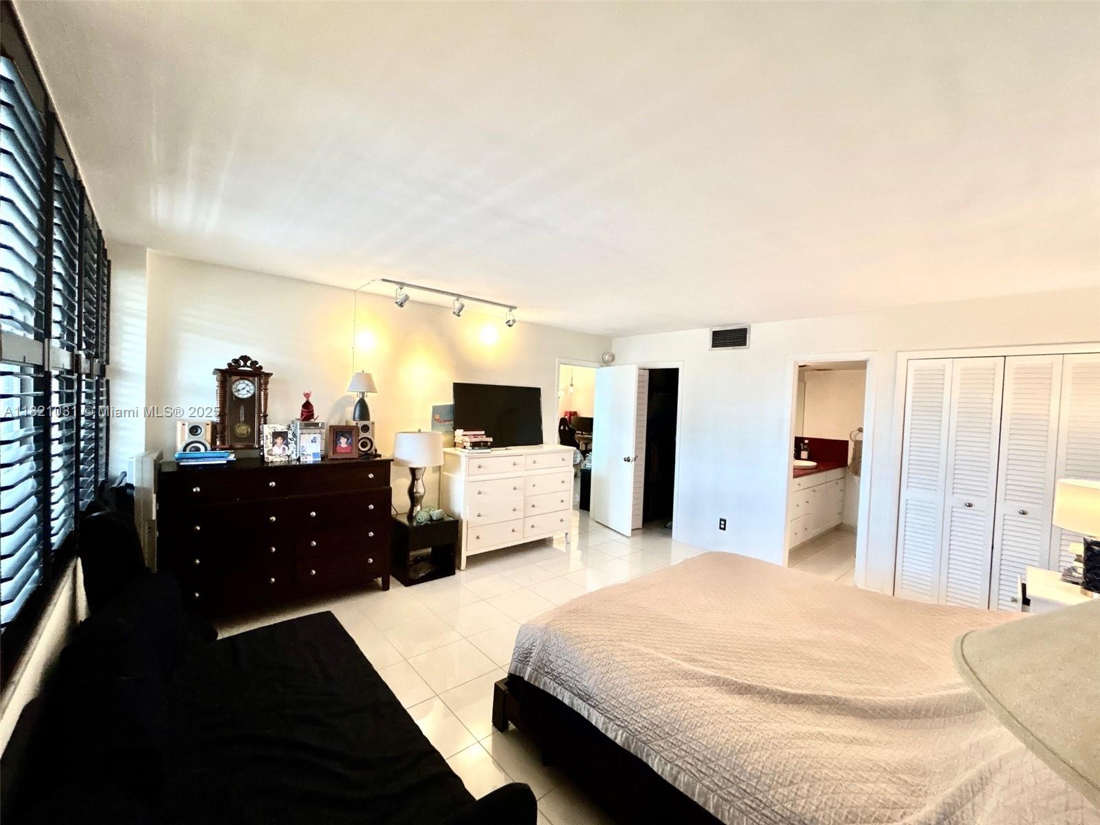 9500 W Bay Harbor Dr # 2G