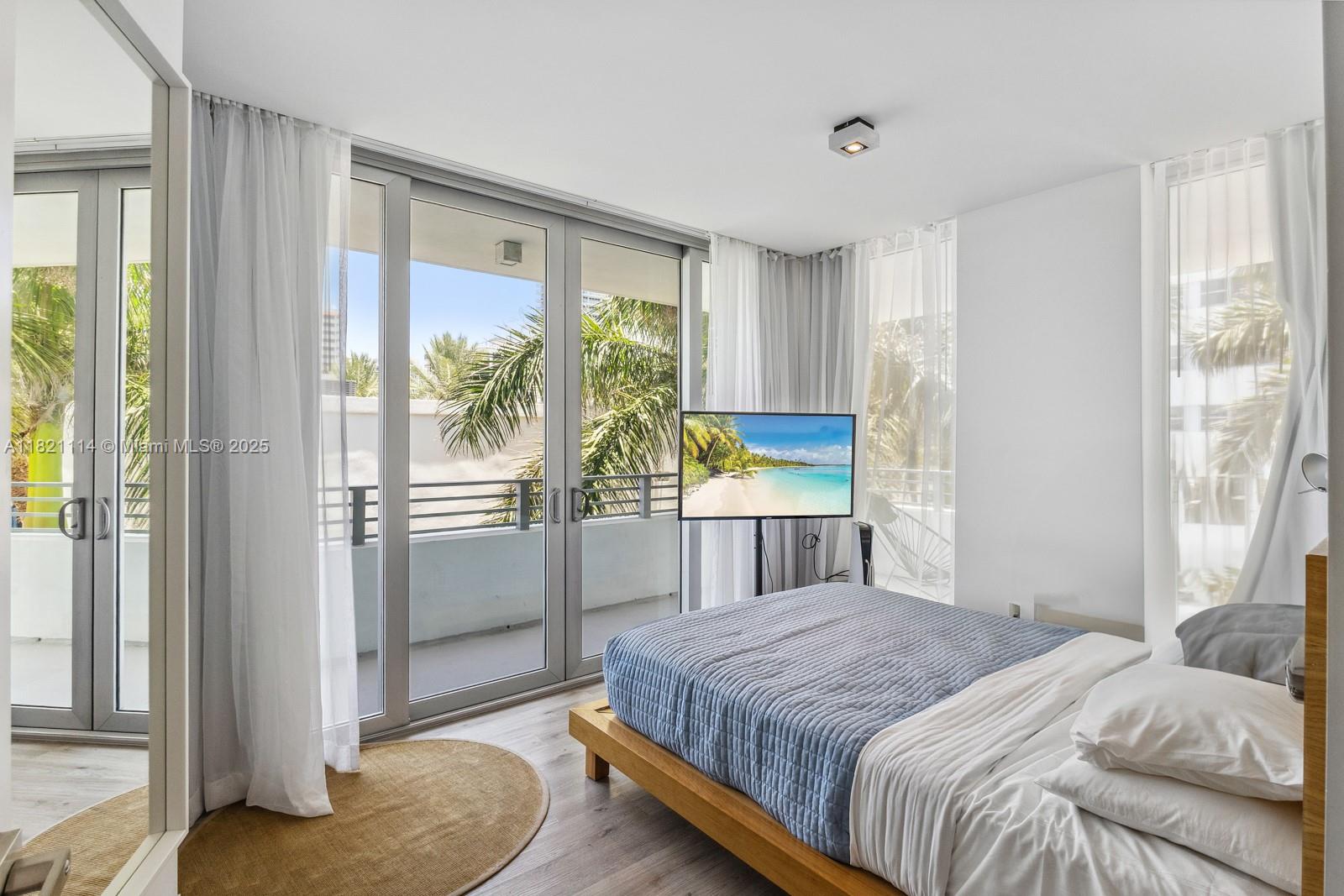6080 Collins Ave # 302