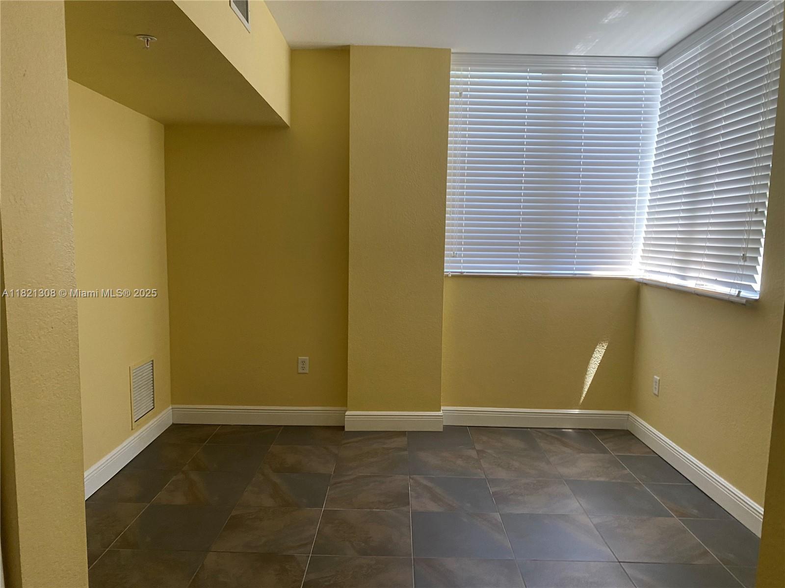 1830 Radius Dr # 215