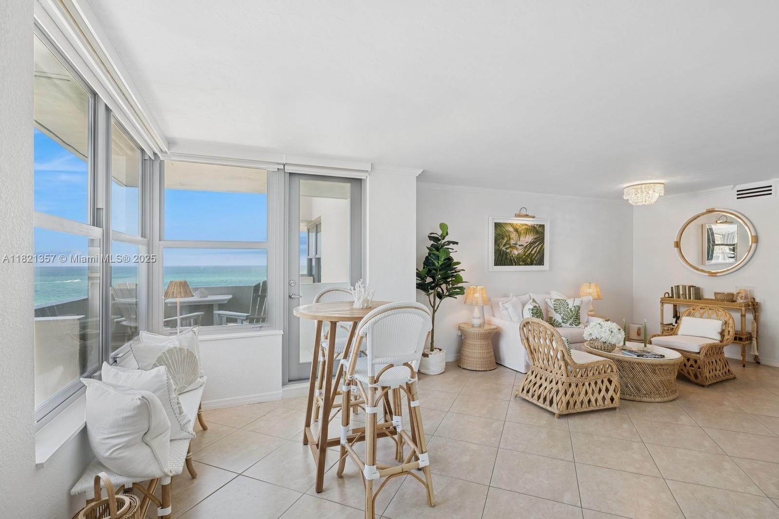2899 Collins Ave # 1025