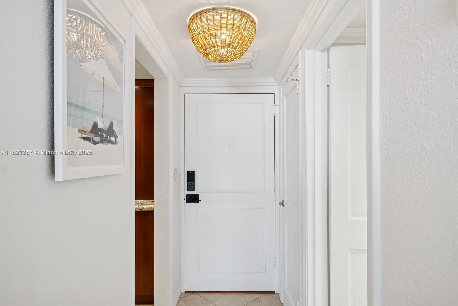 2899 Collins Ave # 1025