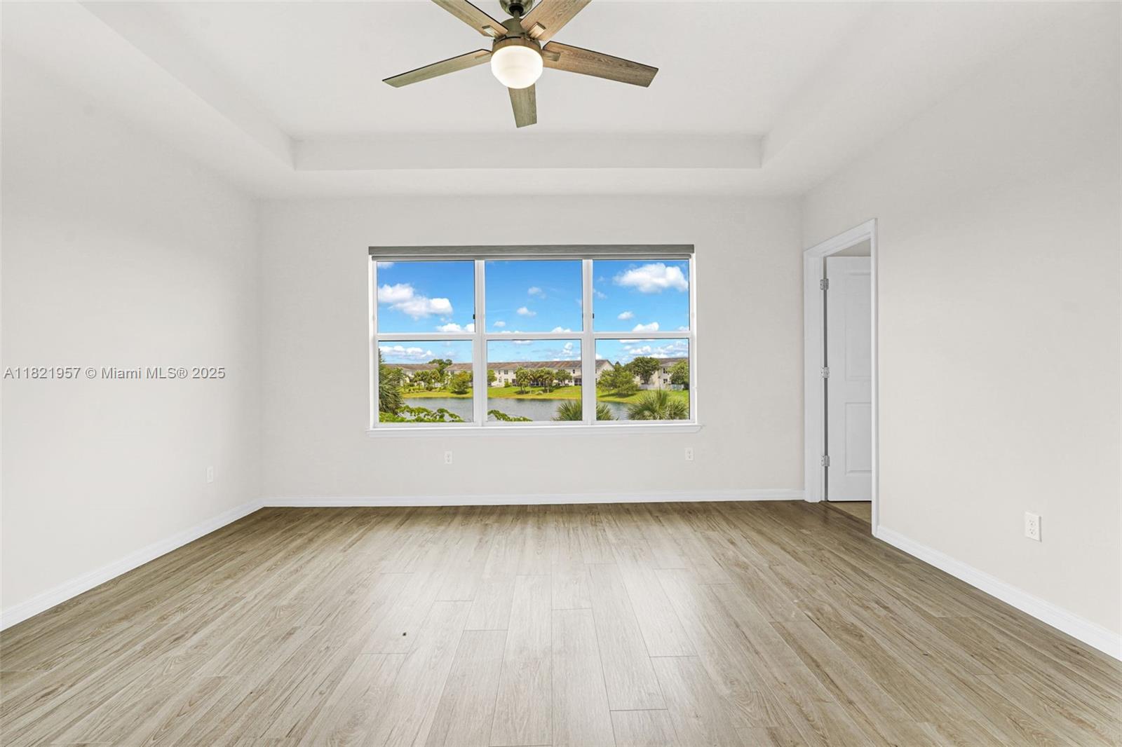 1494 Silk Oak Dr