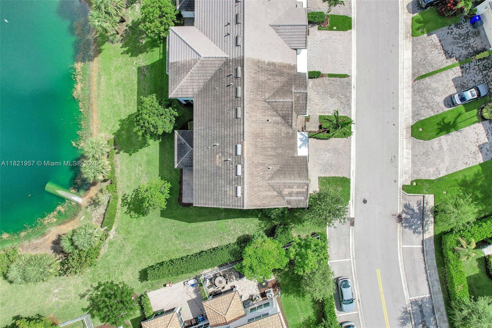1494 Silk Oak Dr