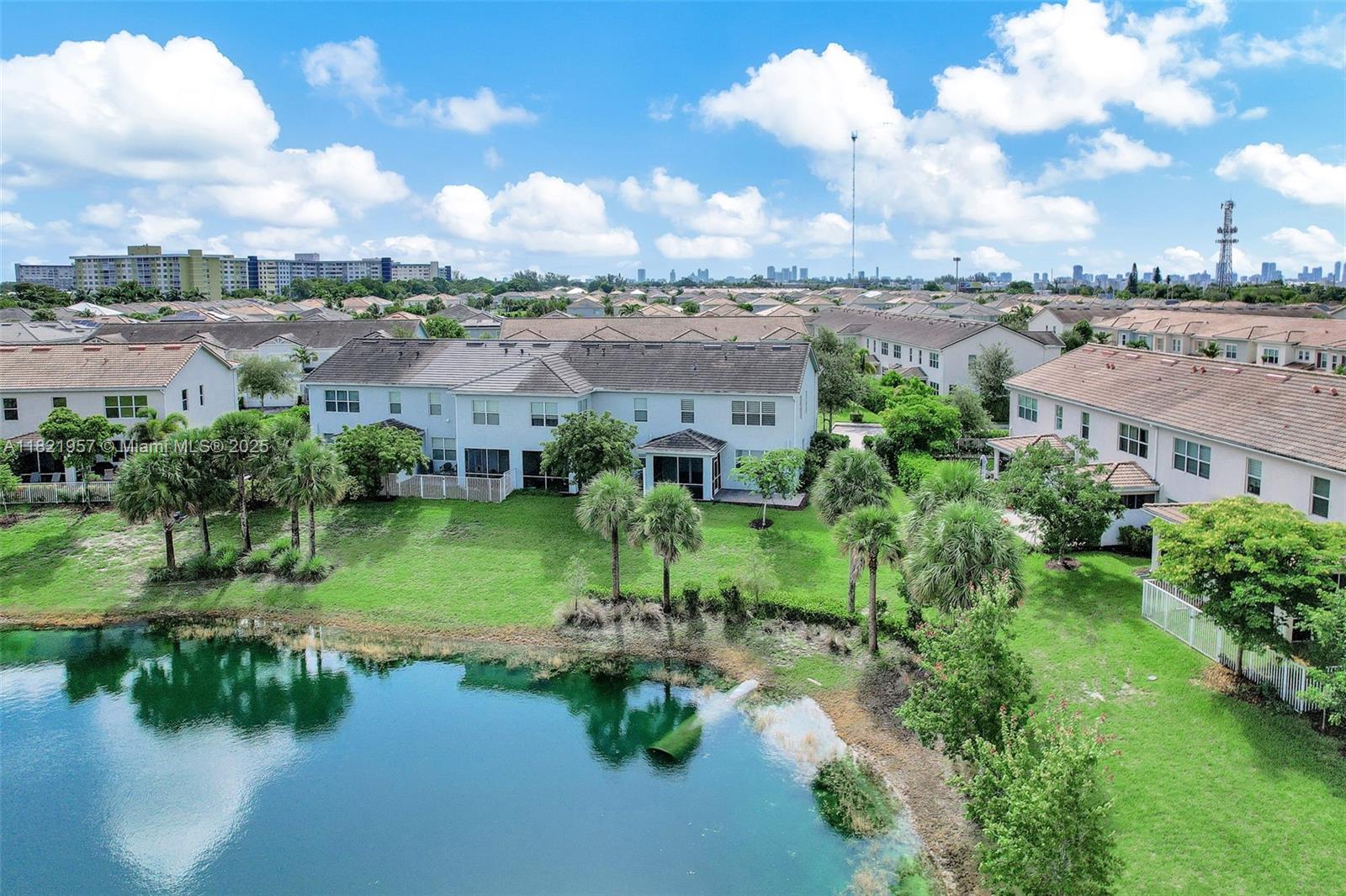 1494 Silk Oak Dr