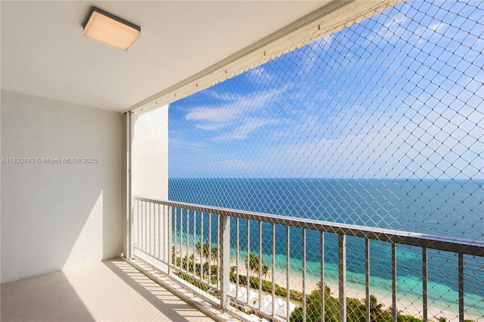 881 Ocean Dr # 18F