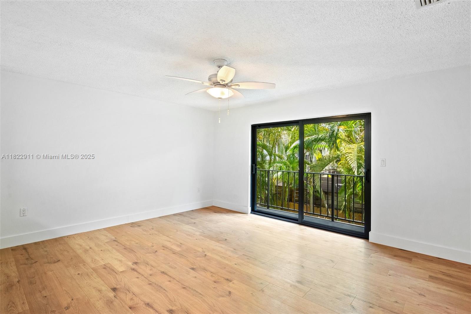 3125 Virginia St # 2