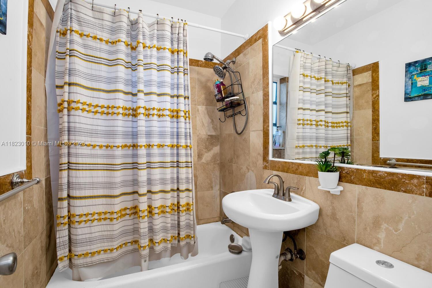 631 Euclid Ave # 8