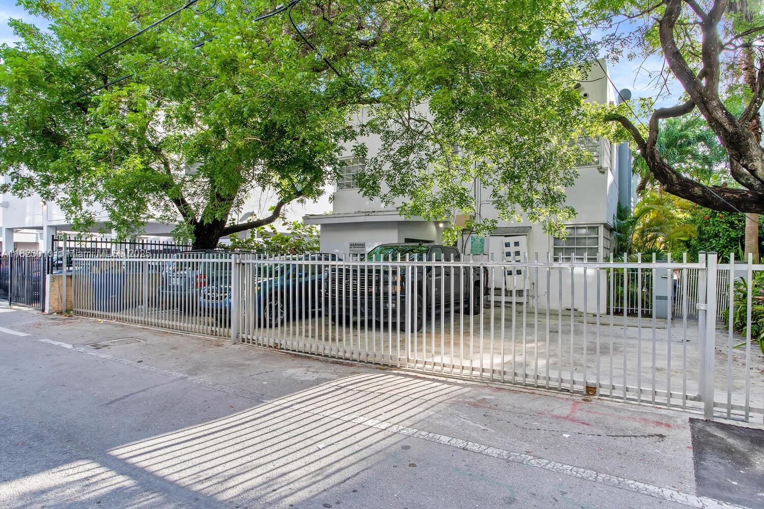 631 Euclid Ave # 8