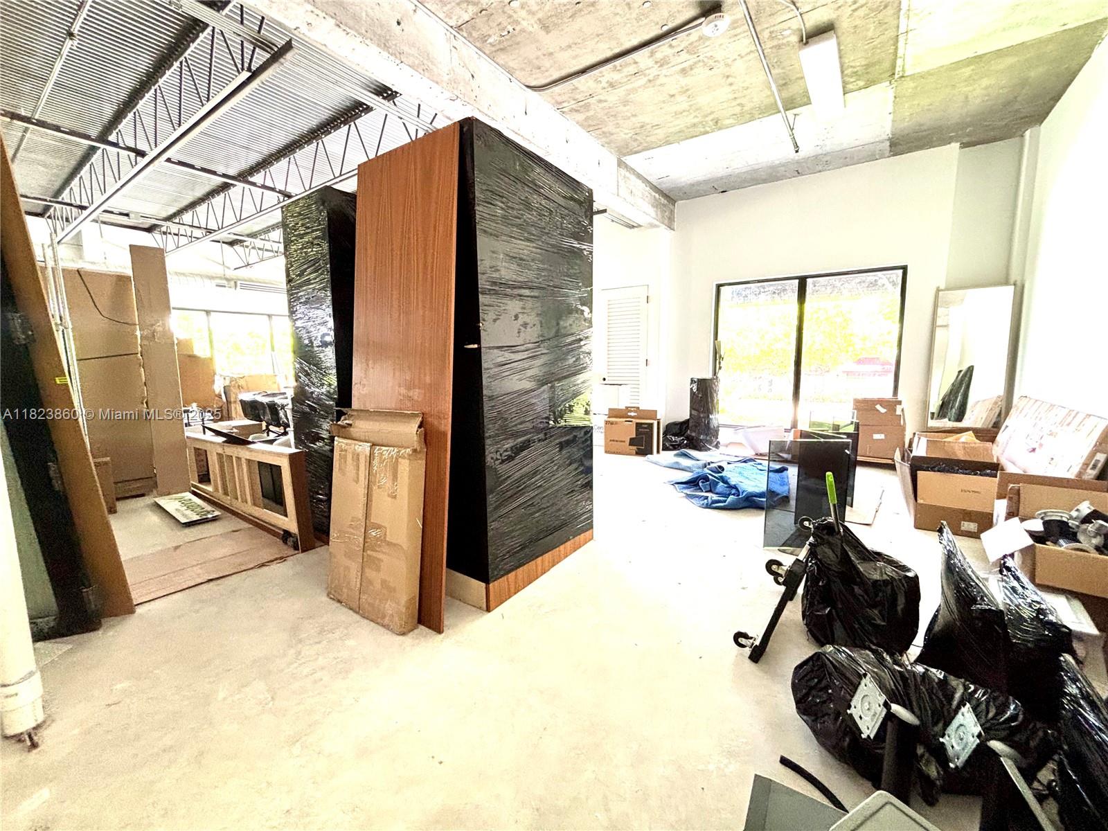 2700 SW 3rd Ave # 201