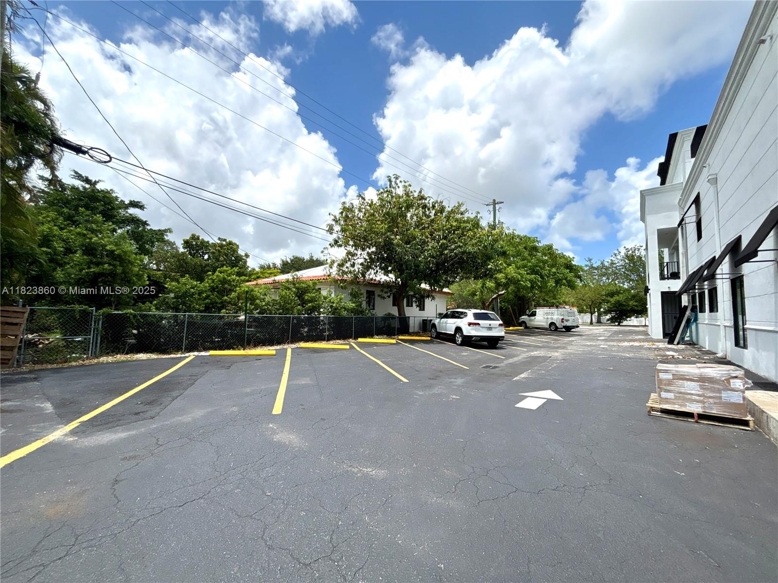2700 SW 3rd Ave # 201