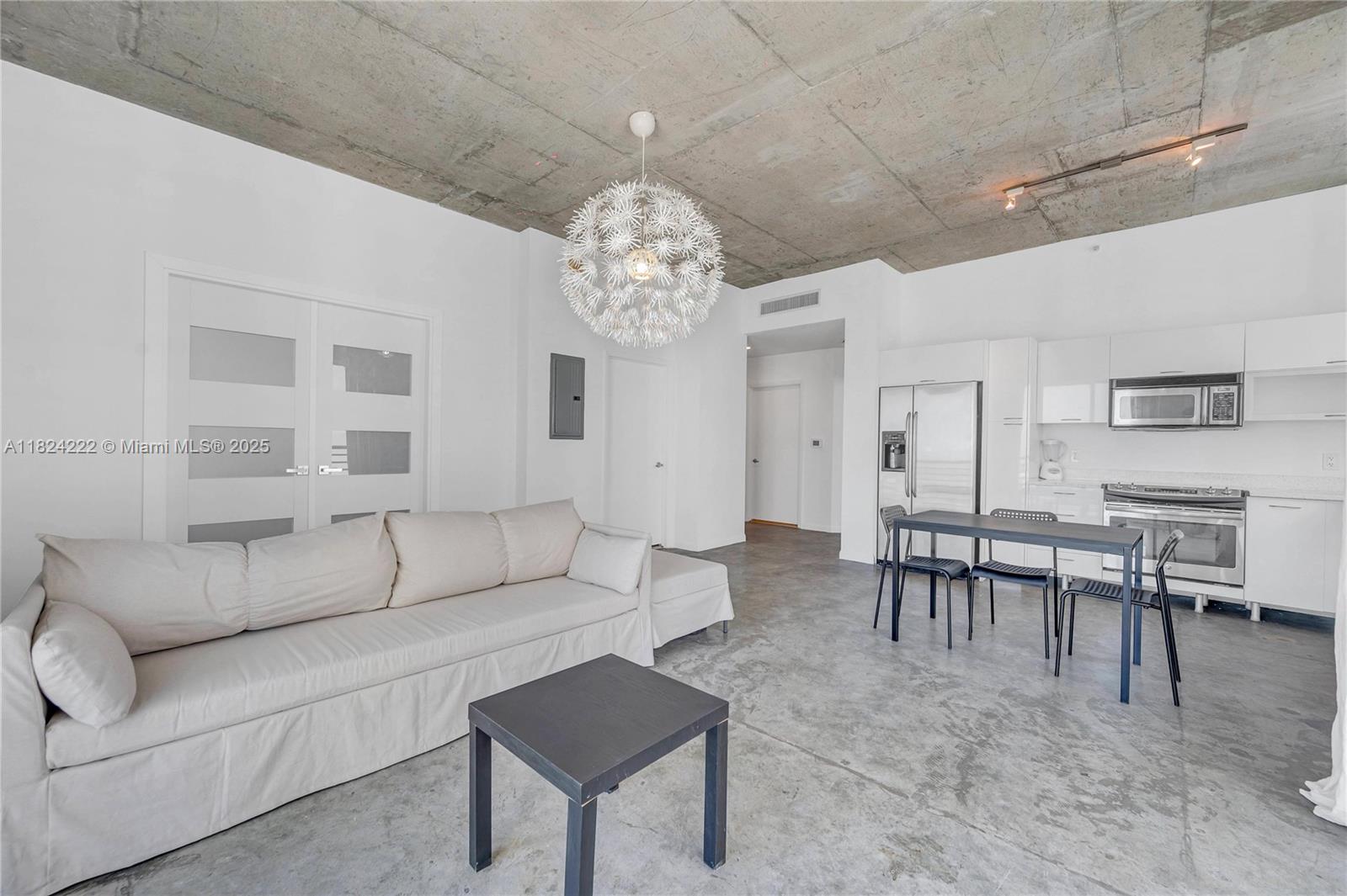 133 NE 2nd Ave # 2401