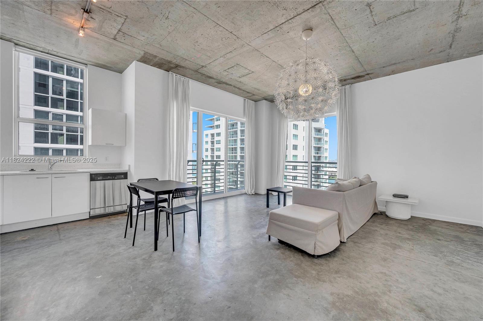 133 NE 2nd Ave # 2401