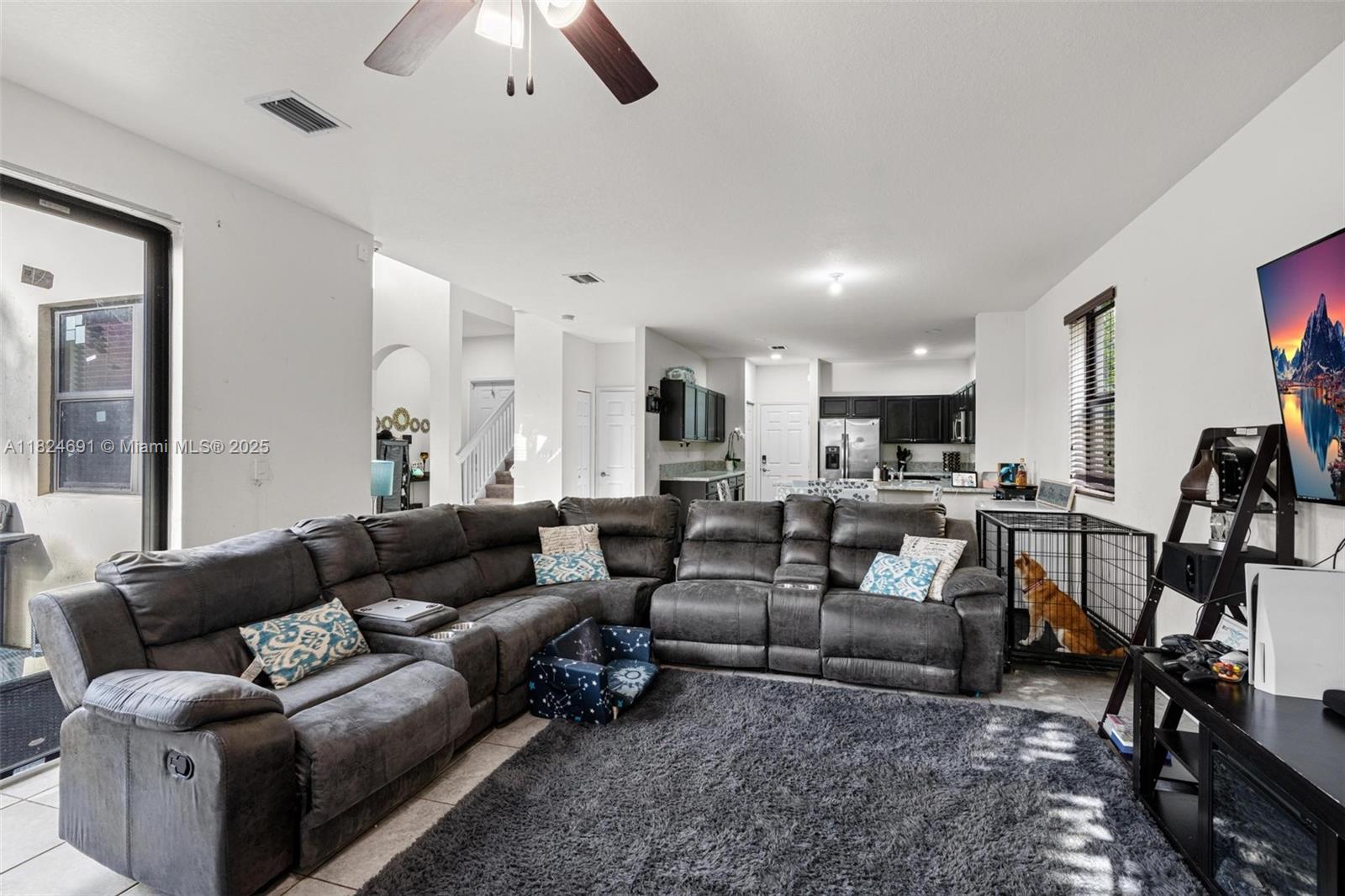 158 NE 23rd Ter