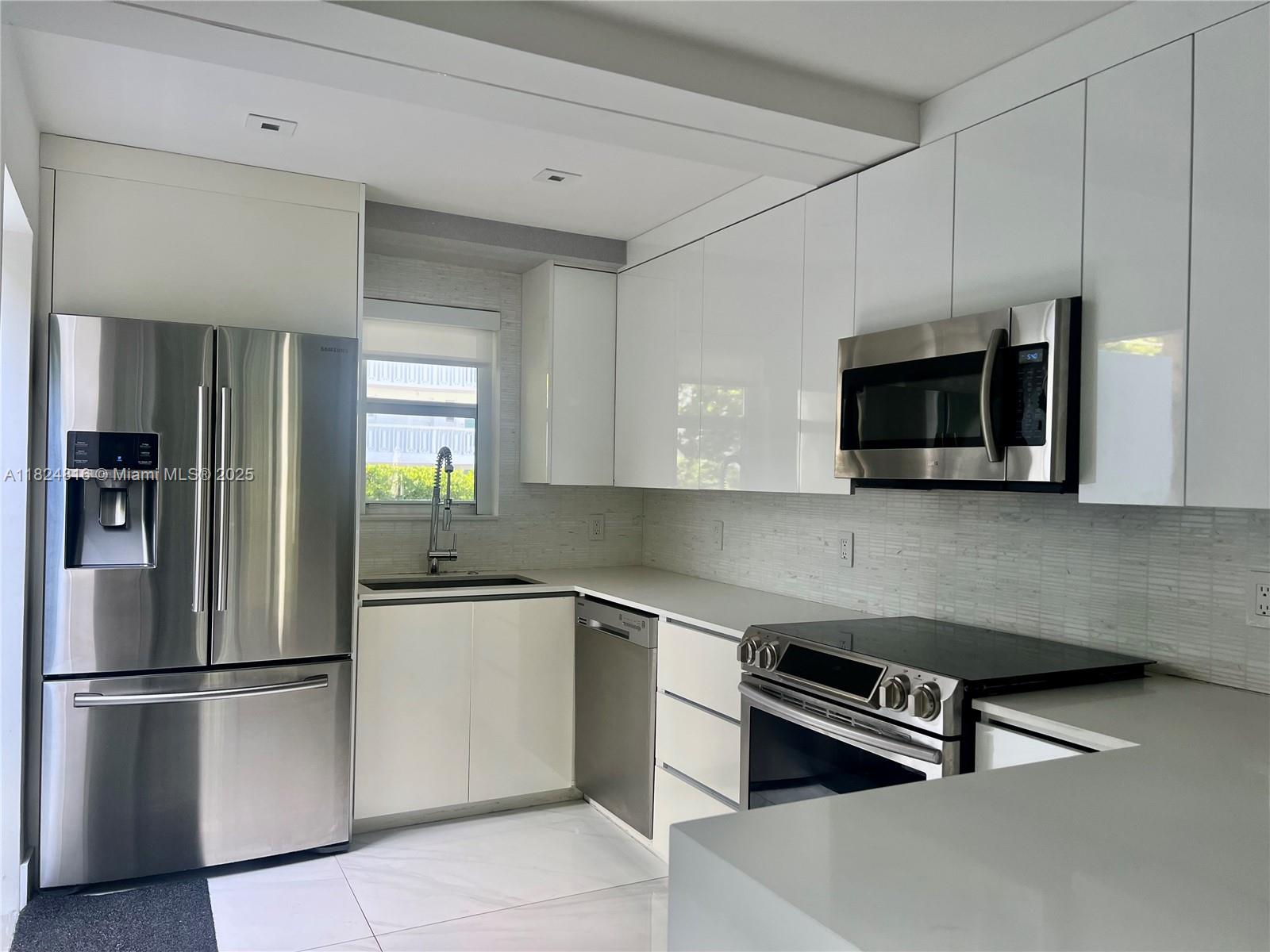 195 Sunrise Dr # 4