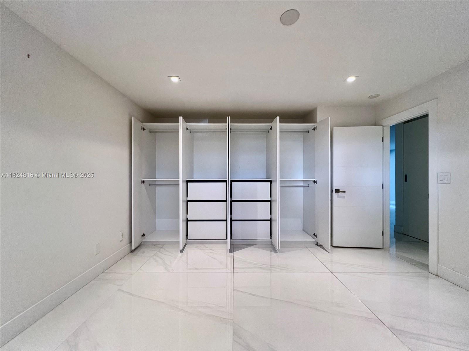 195 Sunrise Dr # 4