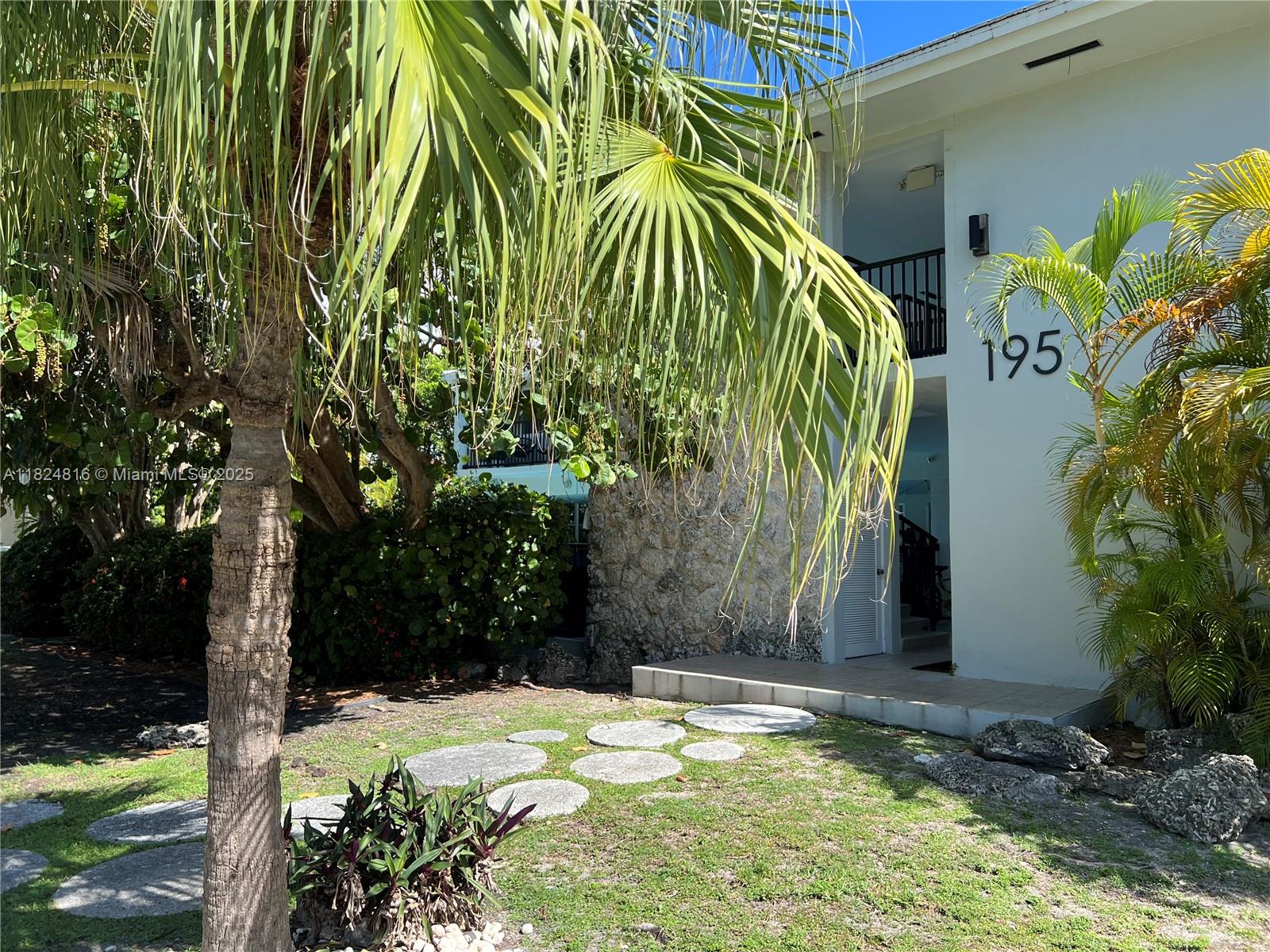 195 Sunrise Dr # 4