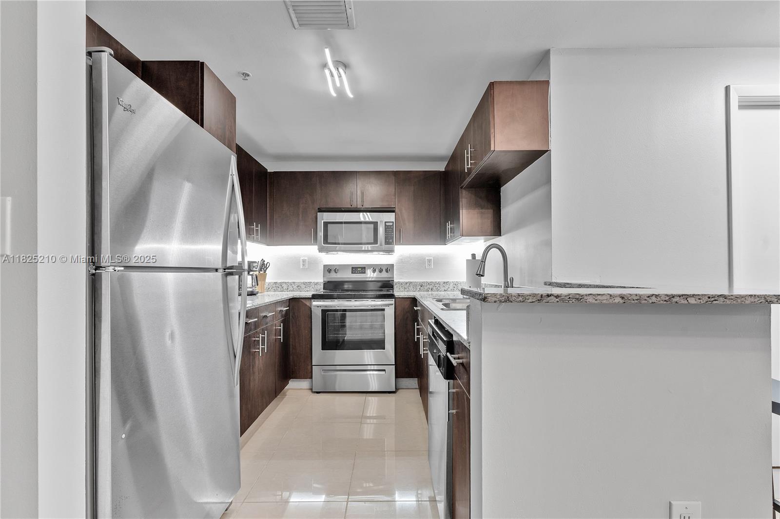 185 SE 14th Ter # 708