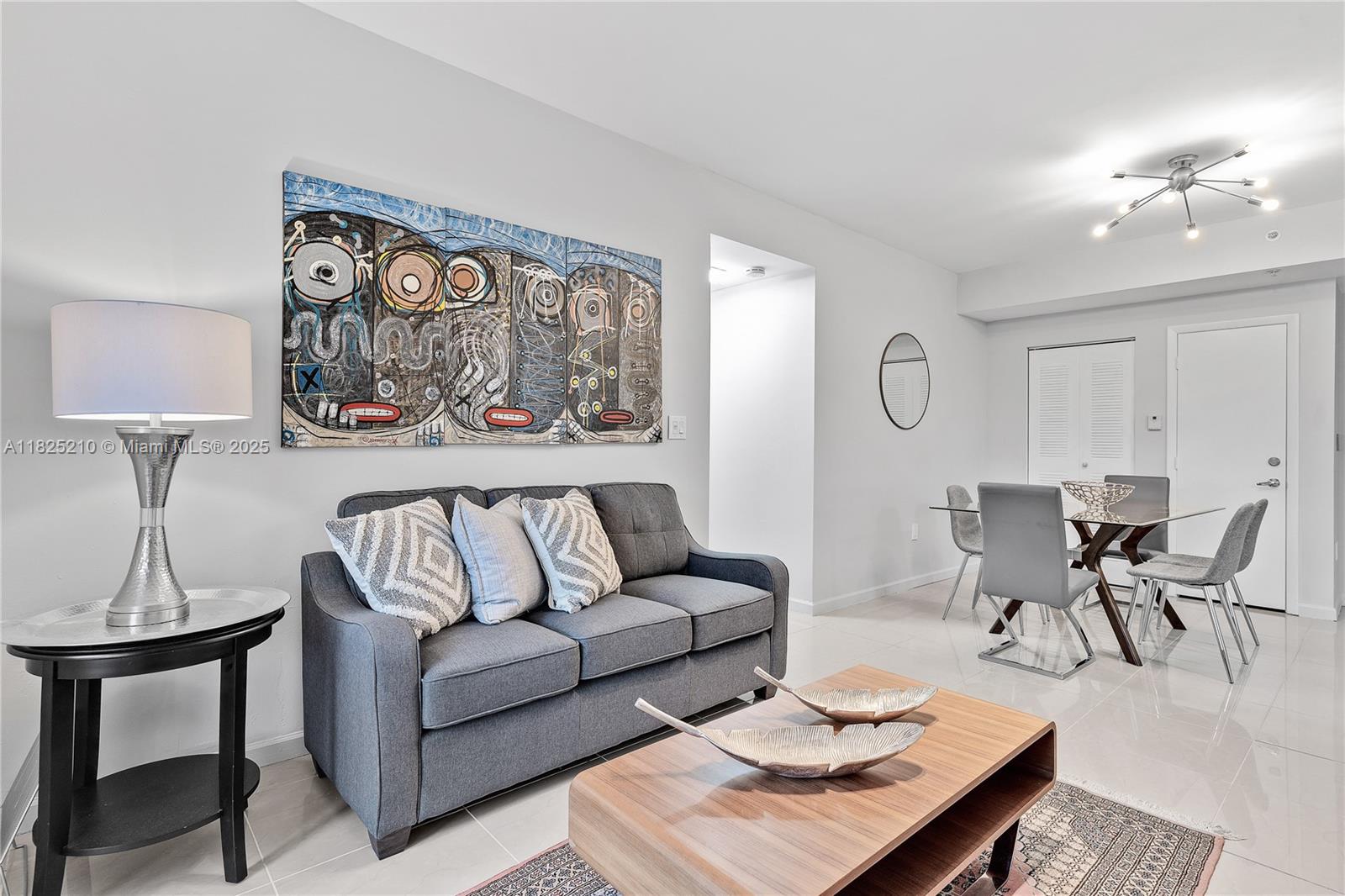 185 SE 14th Ter # 708