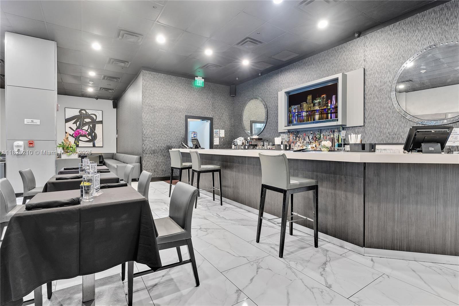 185 SE 14th Ter # 708