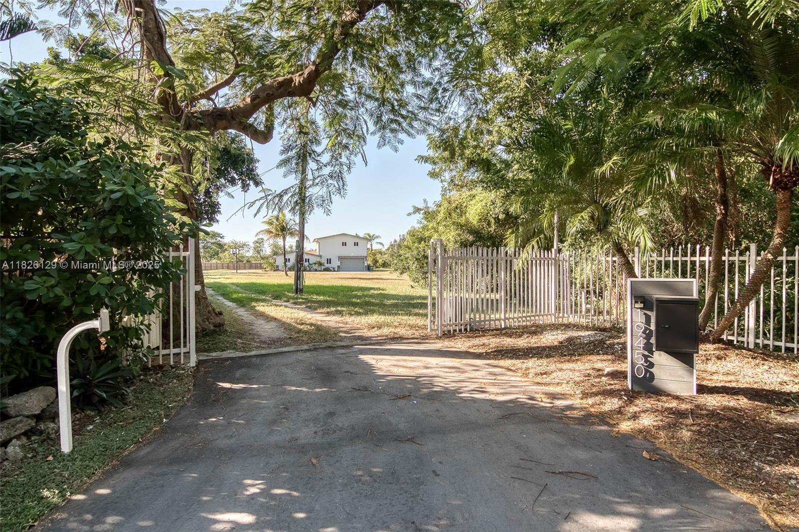 19450 SW 125th Ave
