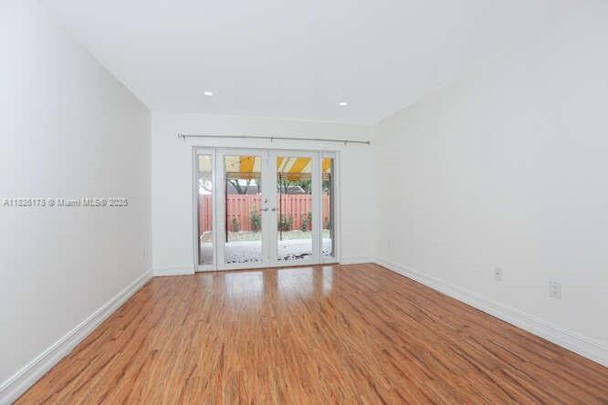 7126 Ballantrae Ct