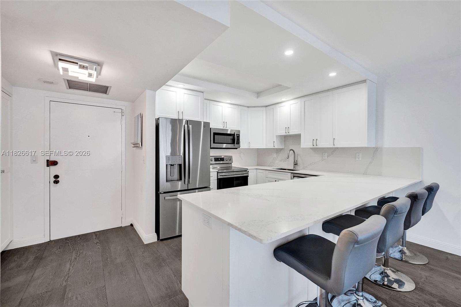 600 Three Islands Blvd # 1016