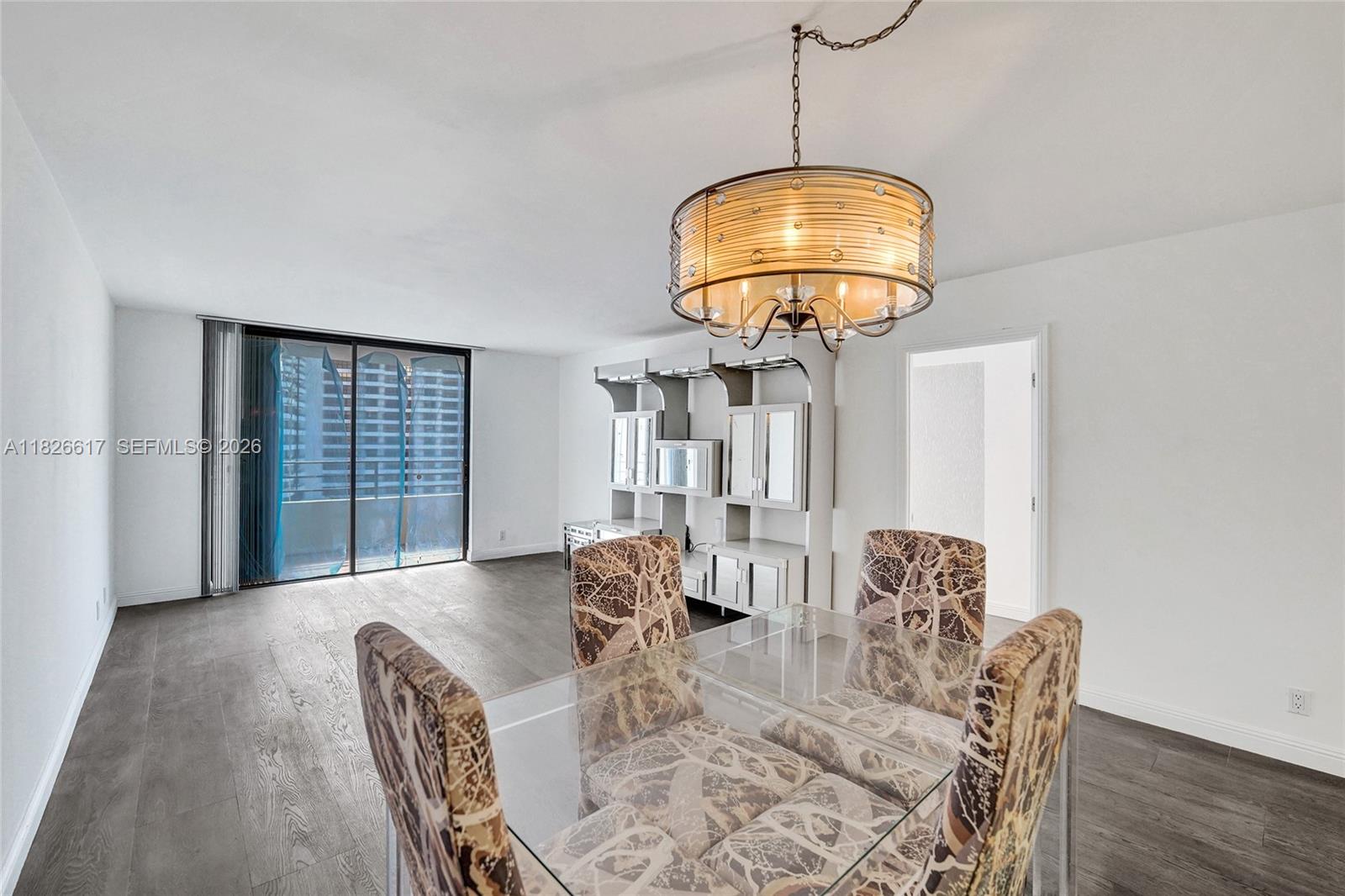 600 Three Islands Blvd # 1016