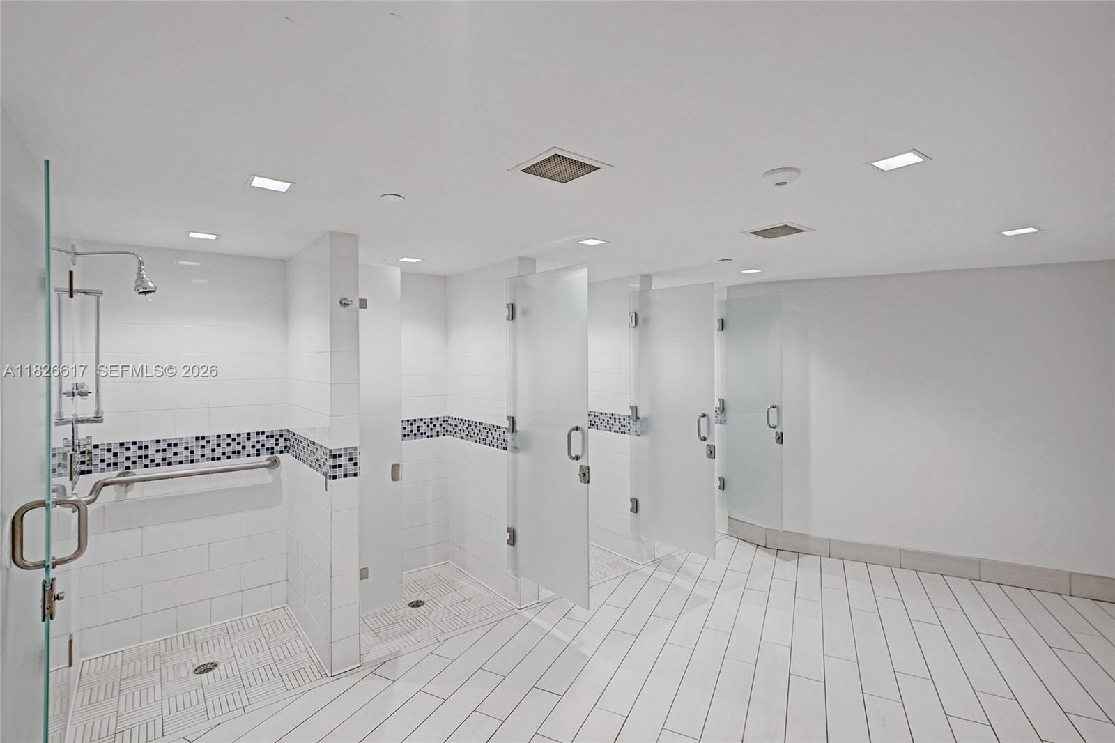 600 Three Islands Blvd # 1016