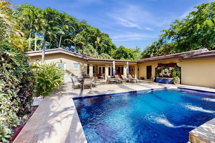 2920 Columbus Blvd # 0