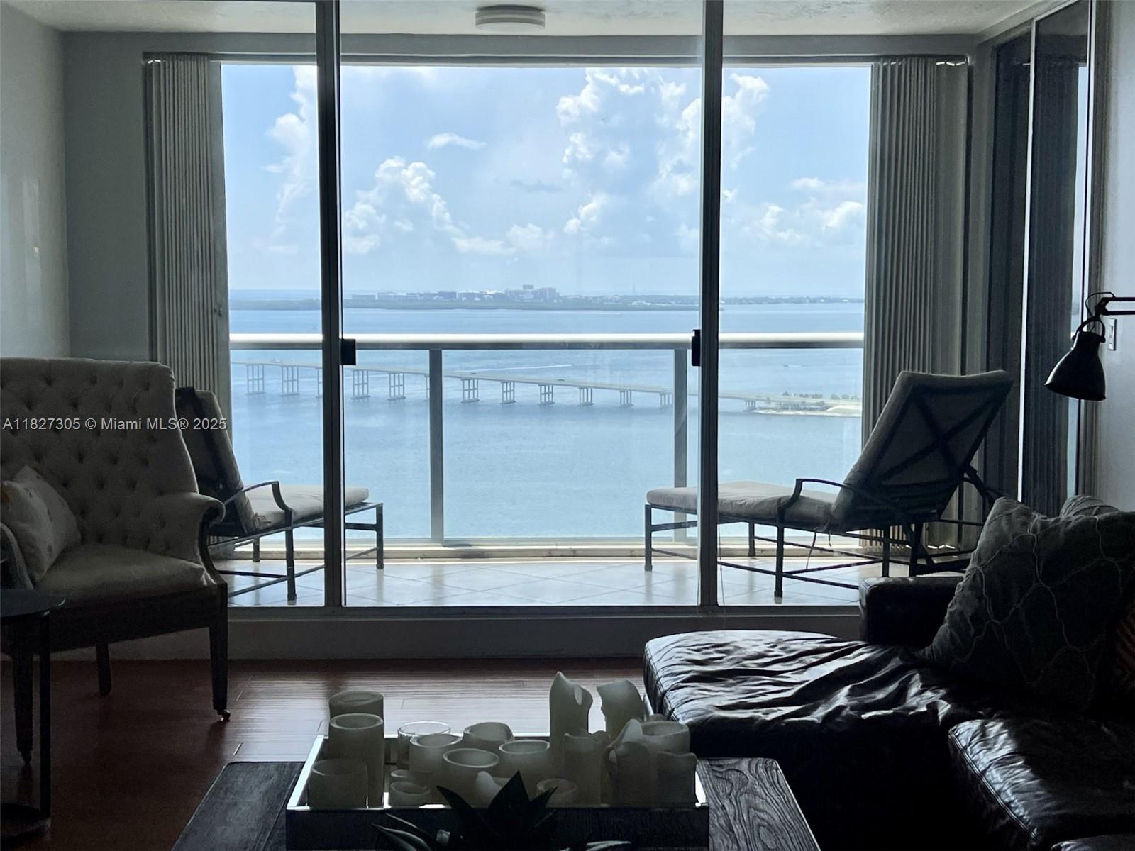 1541 Brickell Ave # A3302