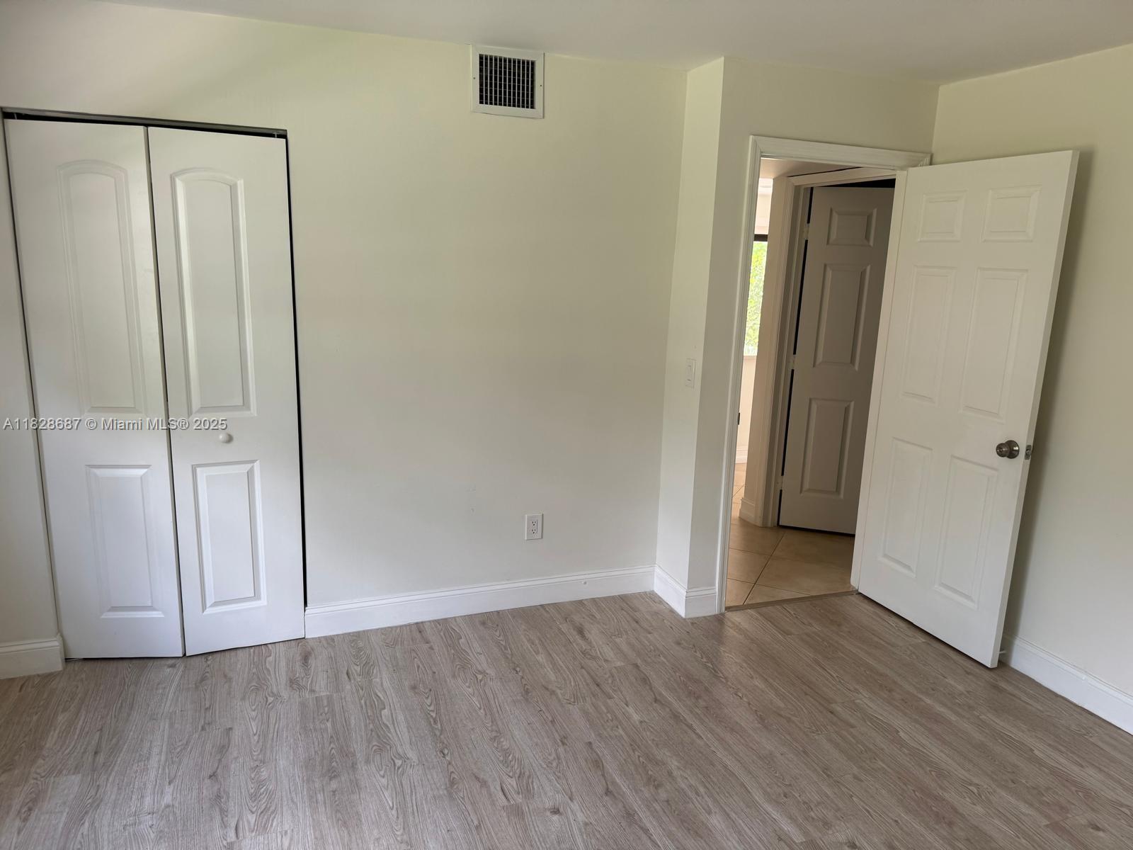 9293 Vista Del Lago # A