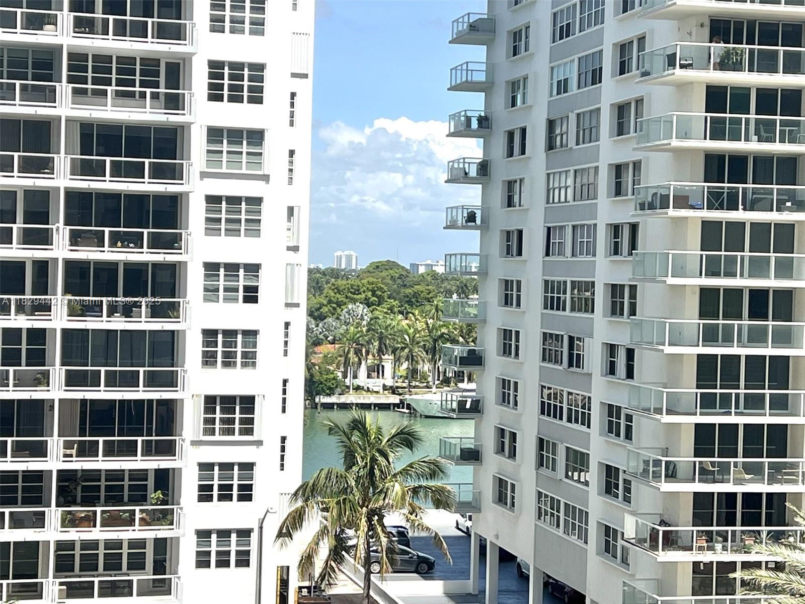 5757 Collins Ave # 803