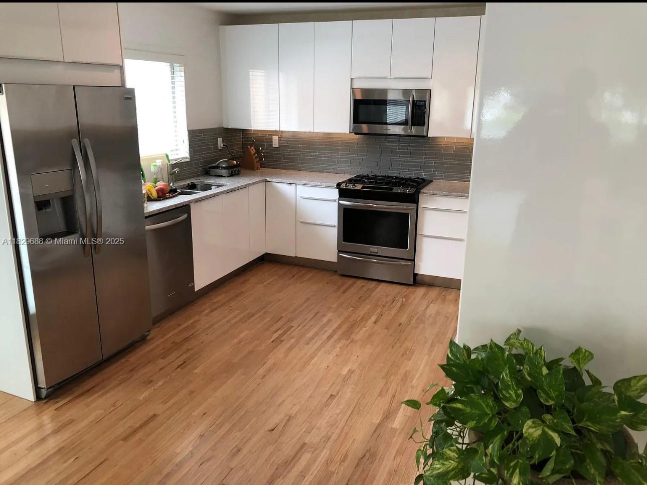 370 SW 17th Rd # 370