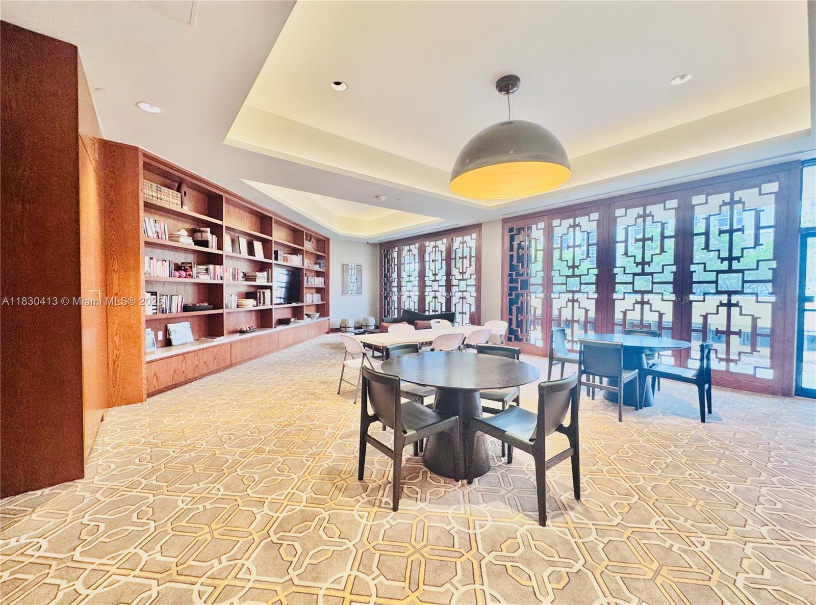 11113 Biscayne Blvd # 653