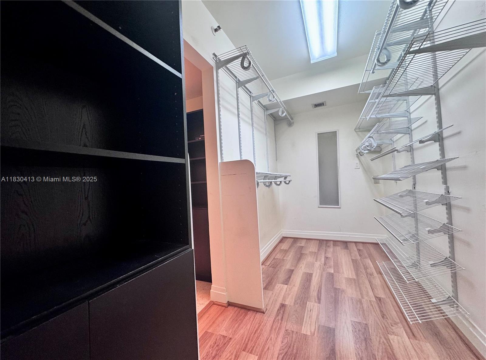 11113 Biscayne Blvd # 653