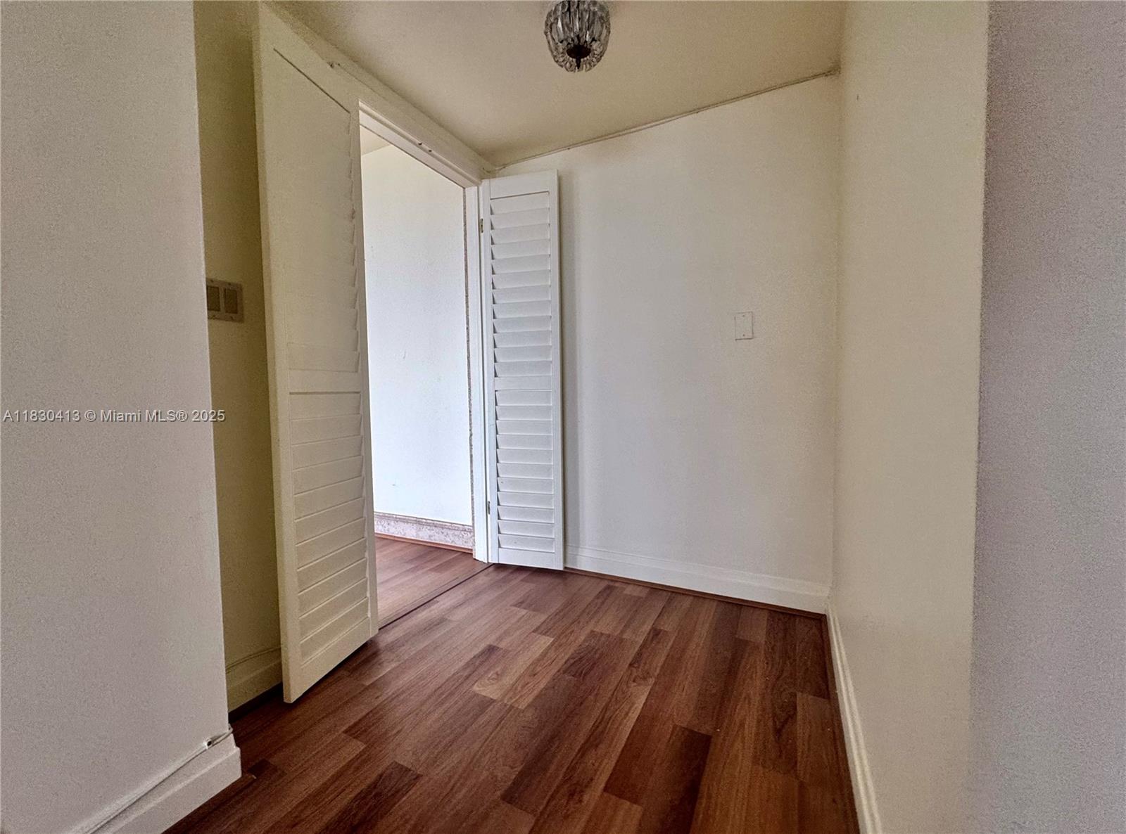 11113 Biscayne Blvd # 653