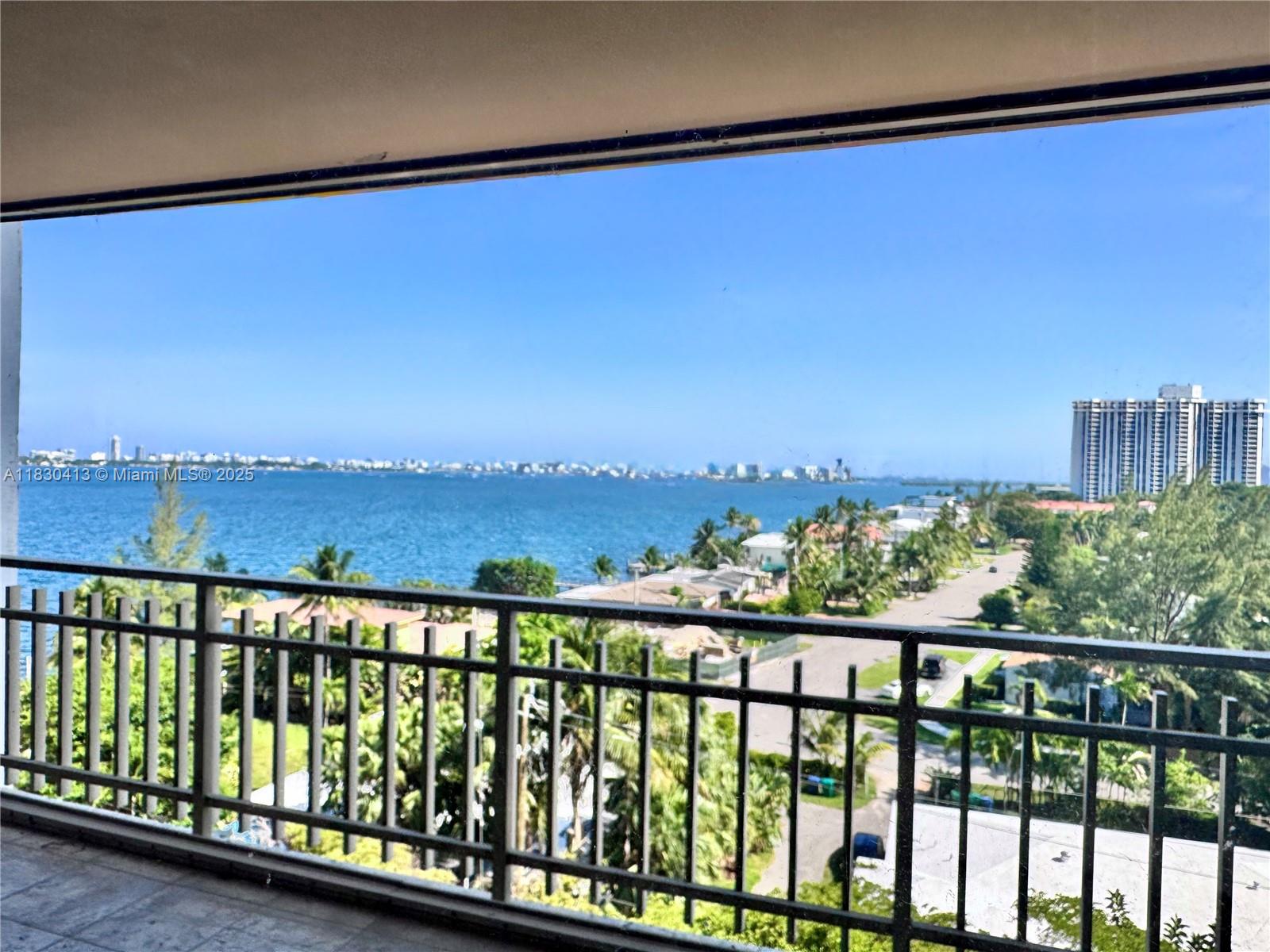 11113 Biscayne Blvd # 653