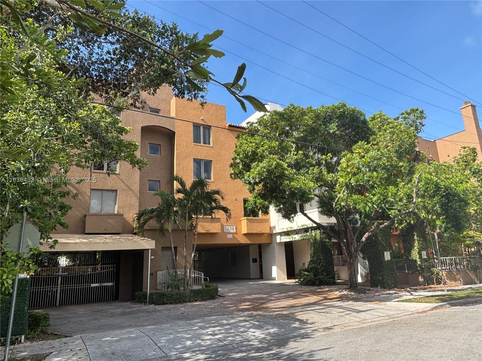 2630 SW 28th St # 34