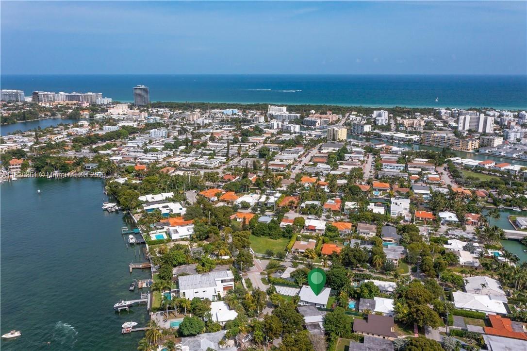 1320 N Biscayne Point Rd