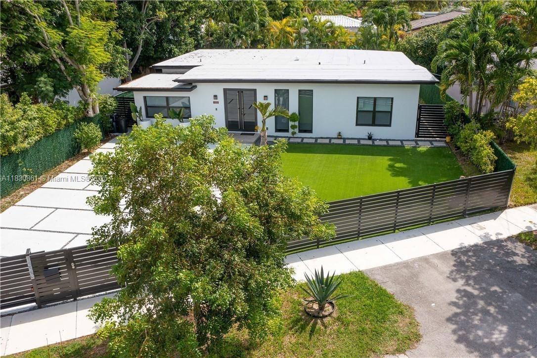 1320 N Biscayne Point Rd