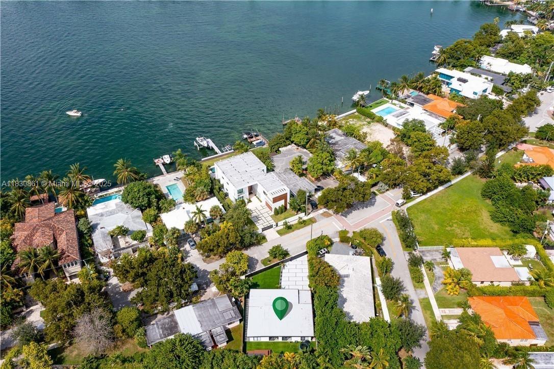 1320 N Biscayne Point Rd