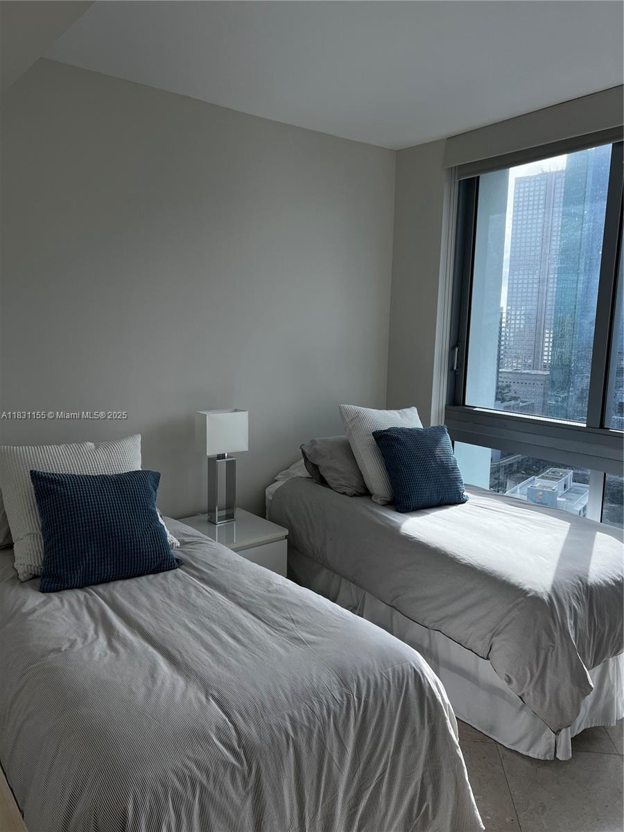 350 S Miami Ave Unit: 3302