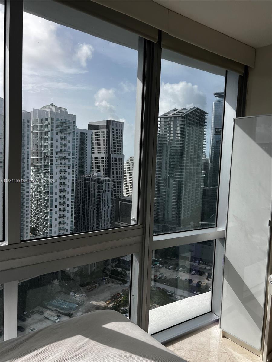 350 S Miami Ave Unit: 3302
