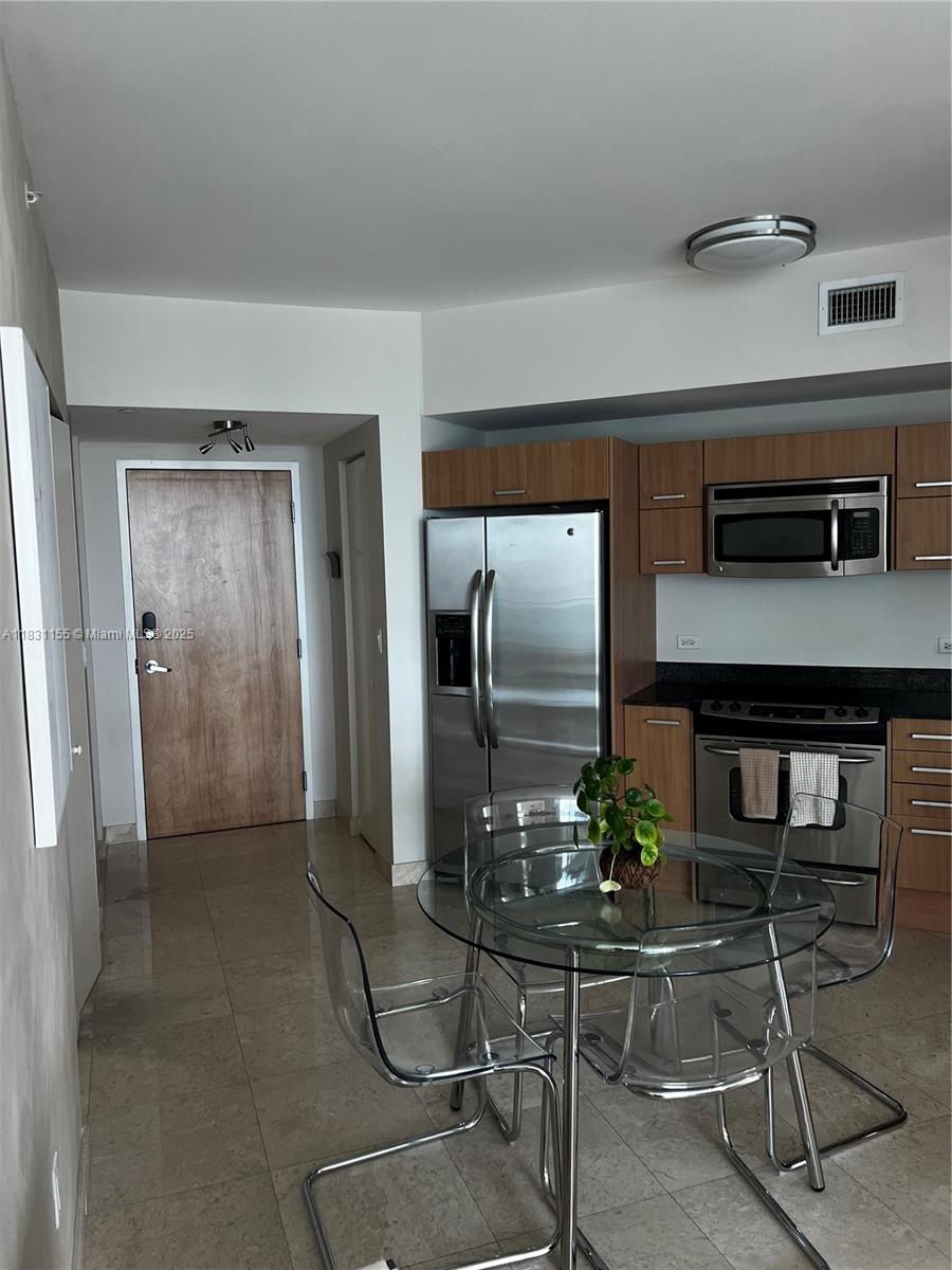 350 S Miami Ave Unit: 3302