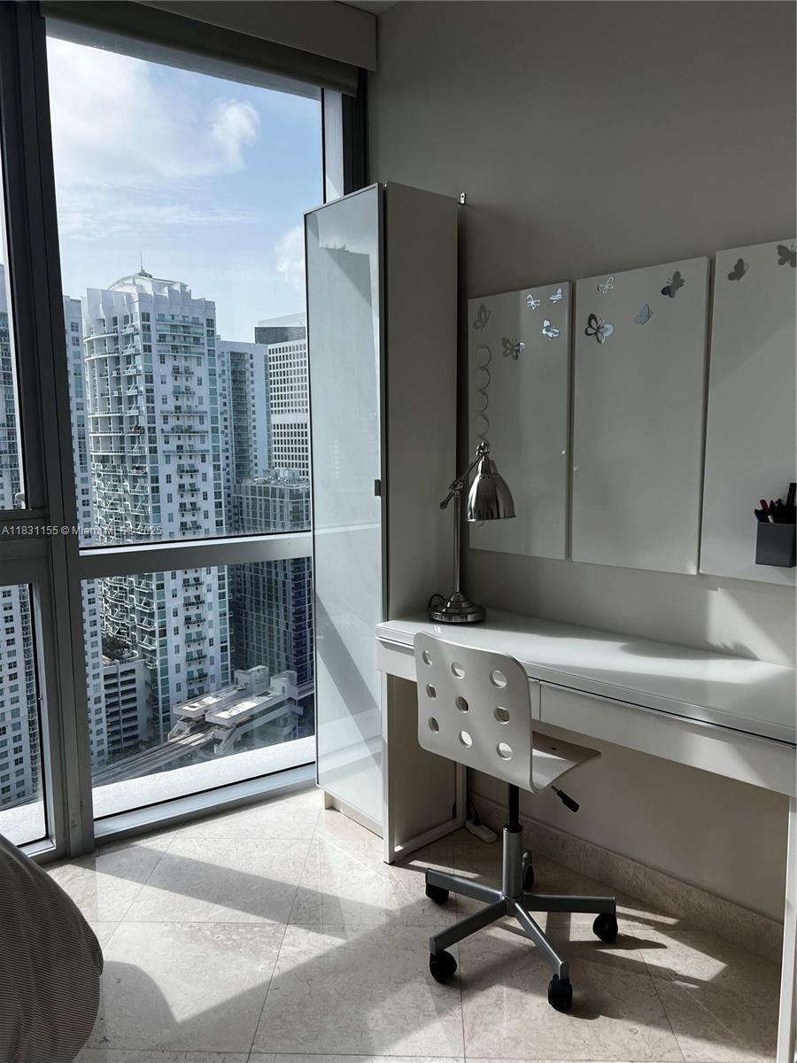 350 S Miami Ave Unit: 3302