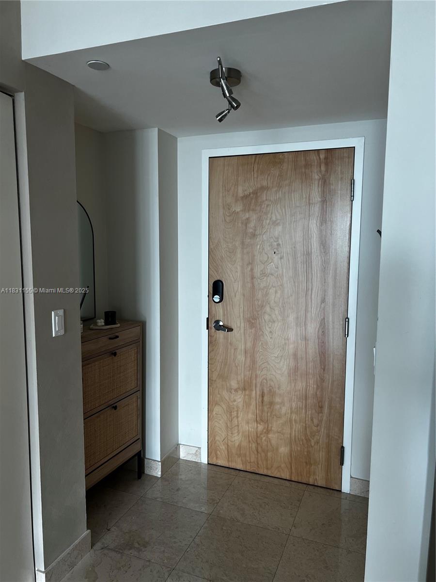 350 S Miami Ave Unit: 3302