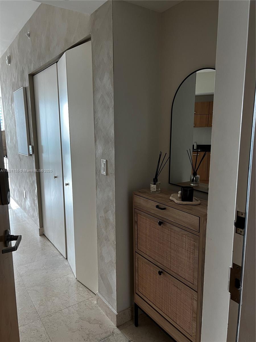 350 S Miami Ave Unit: 3302